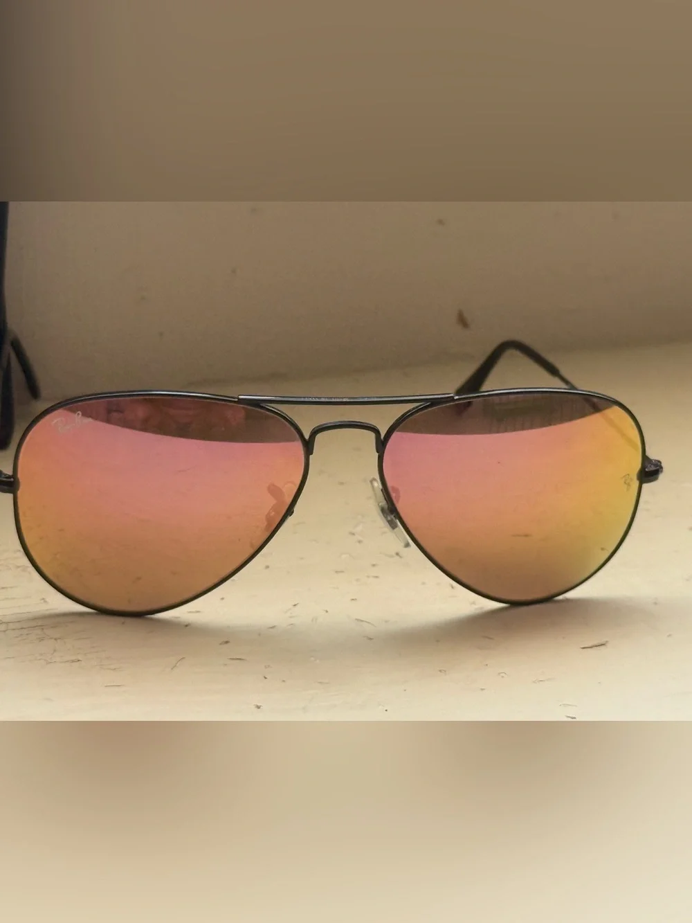 Ray-Ban Aviator flash lens Sunglasses with Pink Mirrored Lenses